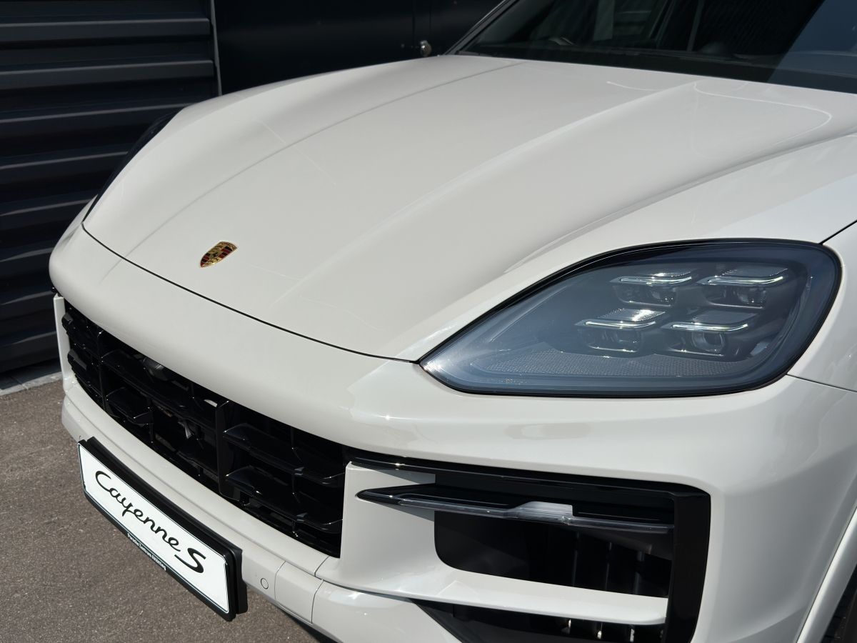 Porsche Cayenne S E-Hybrid | Hinterachslenkung | PDCC |