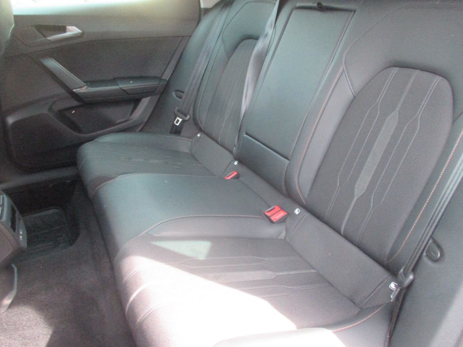 Cupra Leon 1.5 eTSI DSG - Samsaru's Car Outlet