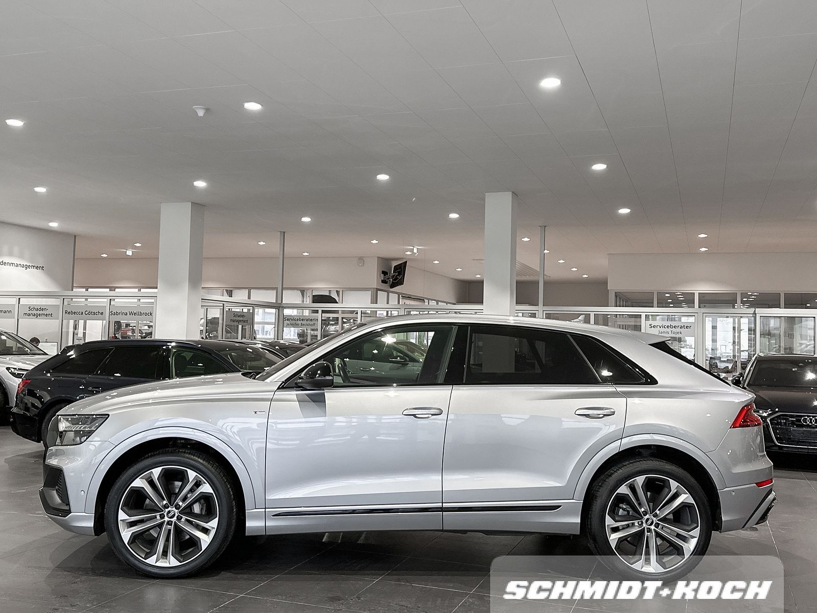 Audi Q8 SUV 50 TDI S-LINE LUFT STANDH. RAUTEN PANO.