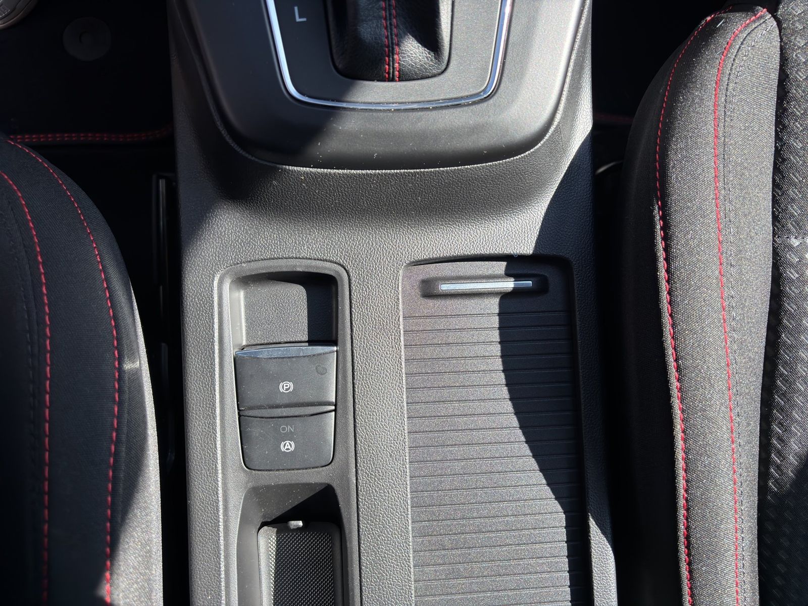 Ford Focus ST-Line X Turnier Aut.*AHK*ACC*HUD*KAM*NAV