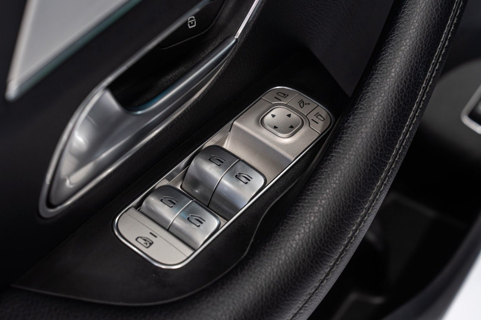 Mercedes-Benz GLE 350 de 4M *LEDER*NAVI*LED-HIGH*DAB*1.HAND*