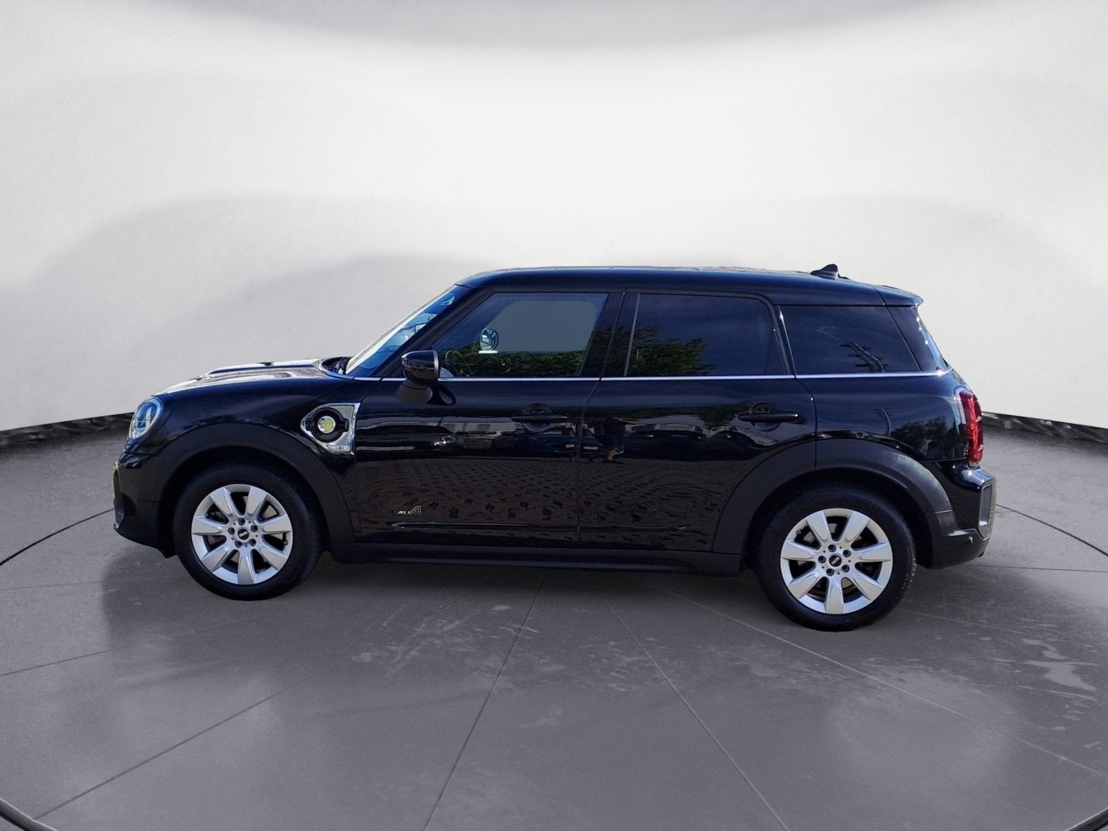 MINI Countryman Cooper SE ALL4 Essential Trim Aut. - Samsaru's Car Outlet