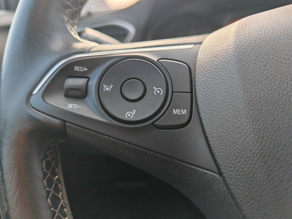 Opel Grandland X 1.5 D EAT8 - Samsaru's Car Outlet
