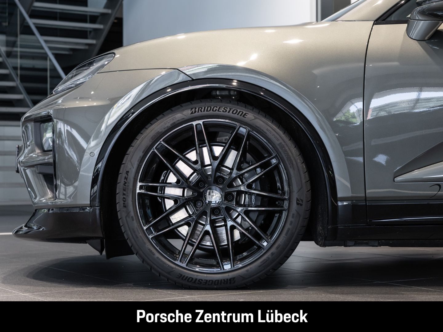 Porsche Macan Turbo BOSE Panoramadach Surround-View LED