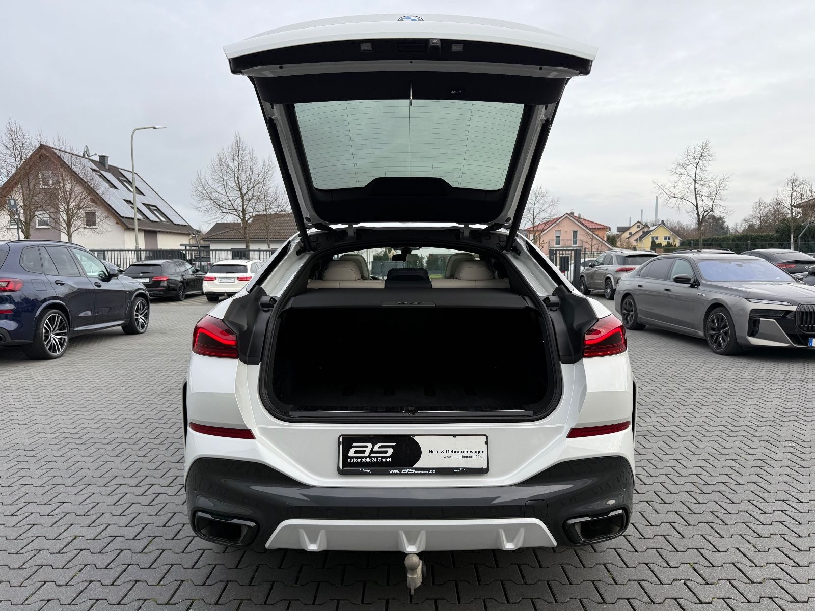 BMW X6*40xd*MSPORT/INDIVIDUAL*360°ACC*HUD*LASER*AHK*