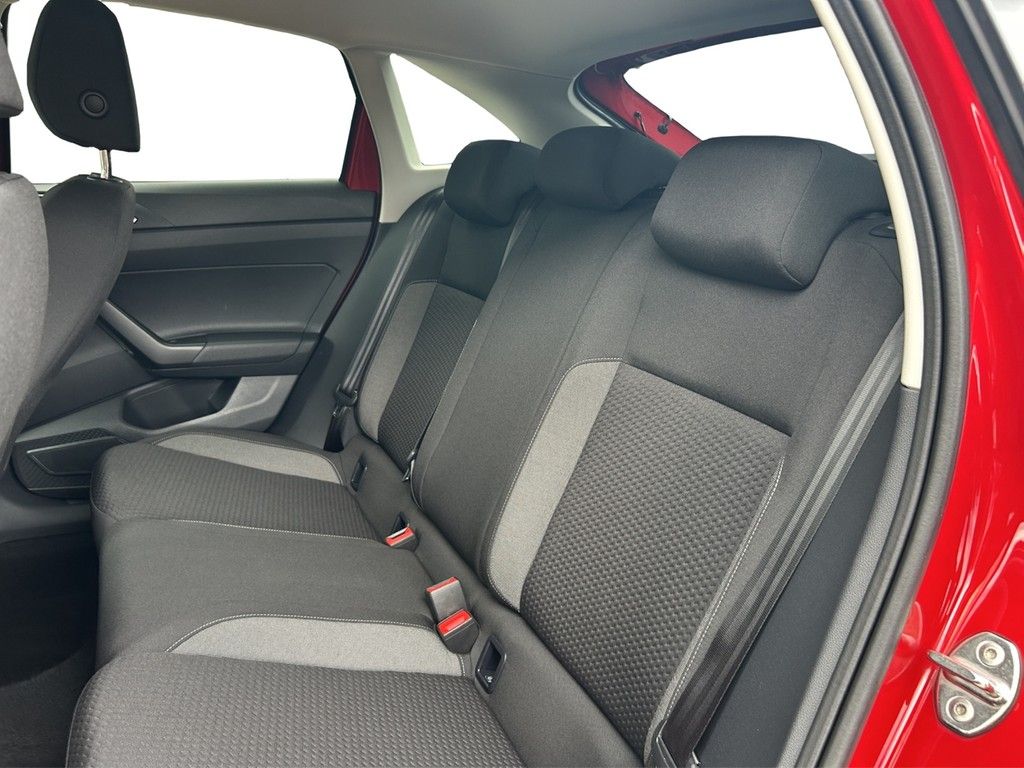 Volkswagen Taigo 1.0 TSI Life - Samsaru's Car Outlet