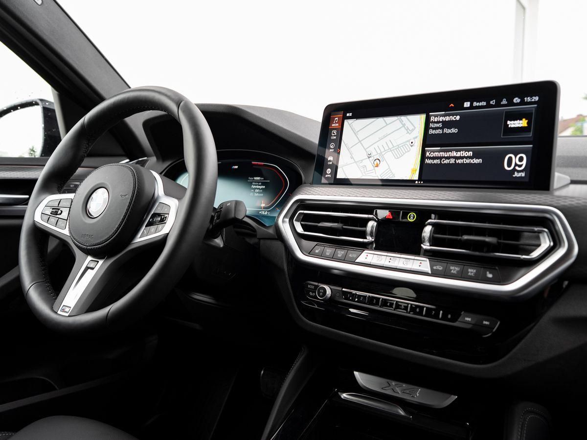 BMW X4 xDrive30d M-Sport AHK PANO ACC HuD Laser KoZg