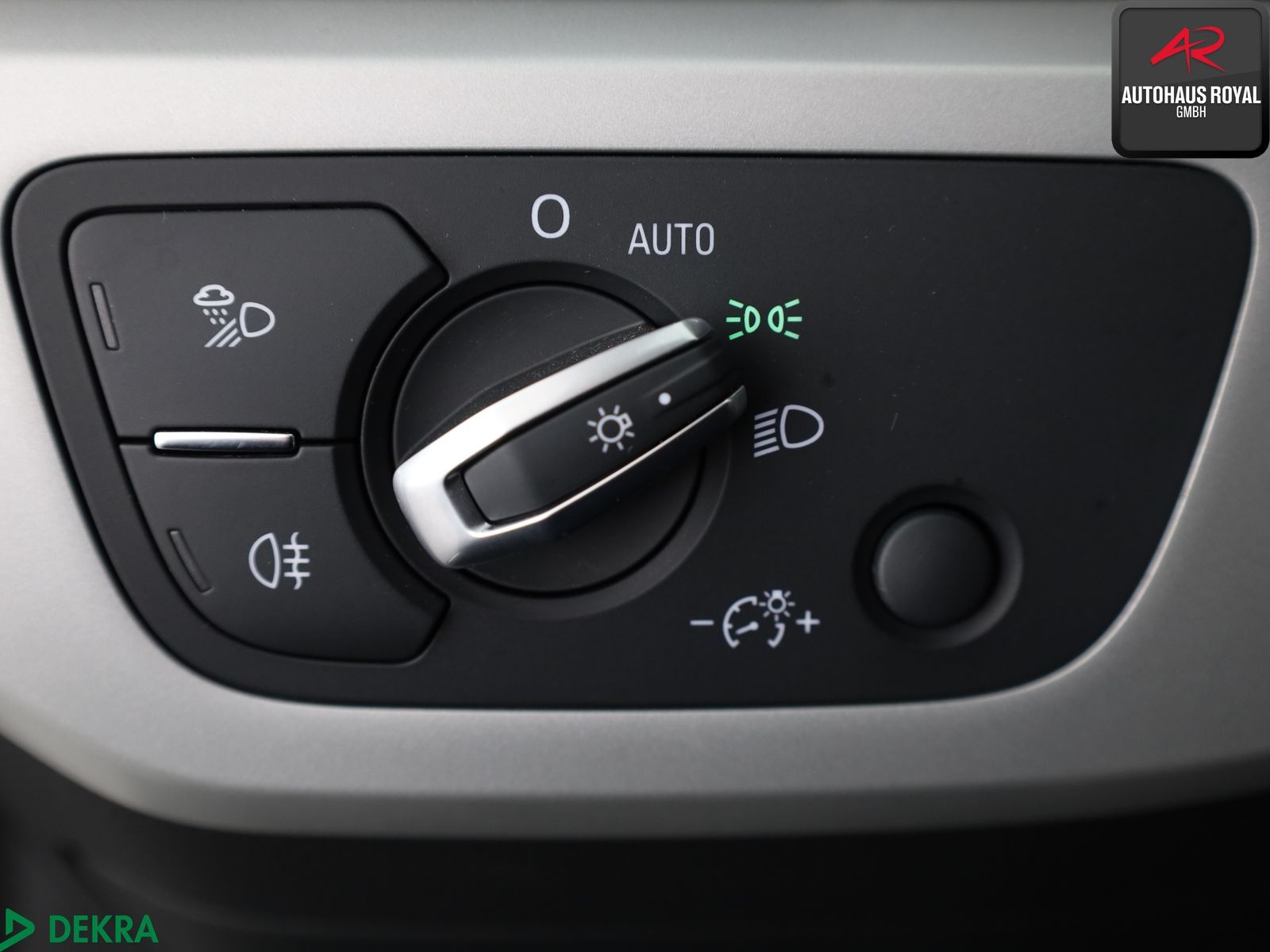 Audi A4 40 TDI qu 360GRAD,KEYLESS,AMBIENTE,TOTWINKEL