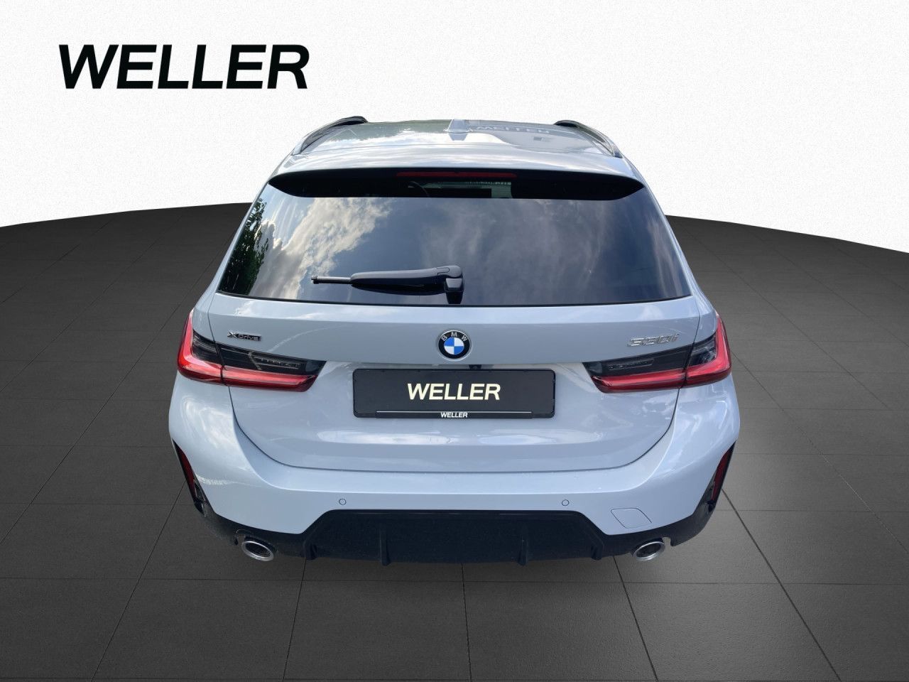 BMW 330i xDr T M Sport Pano,AHK,St+Go,360°,AdLED