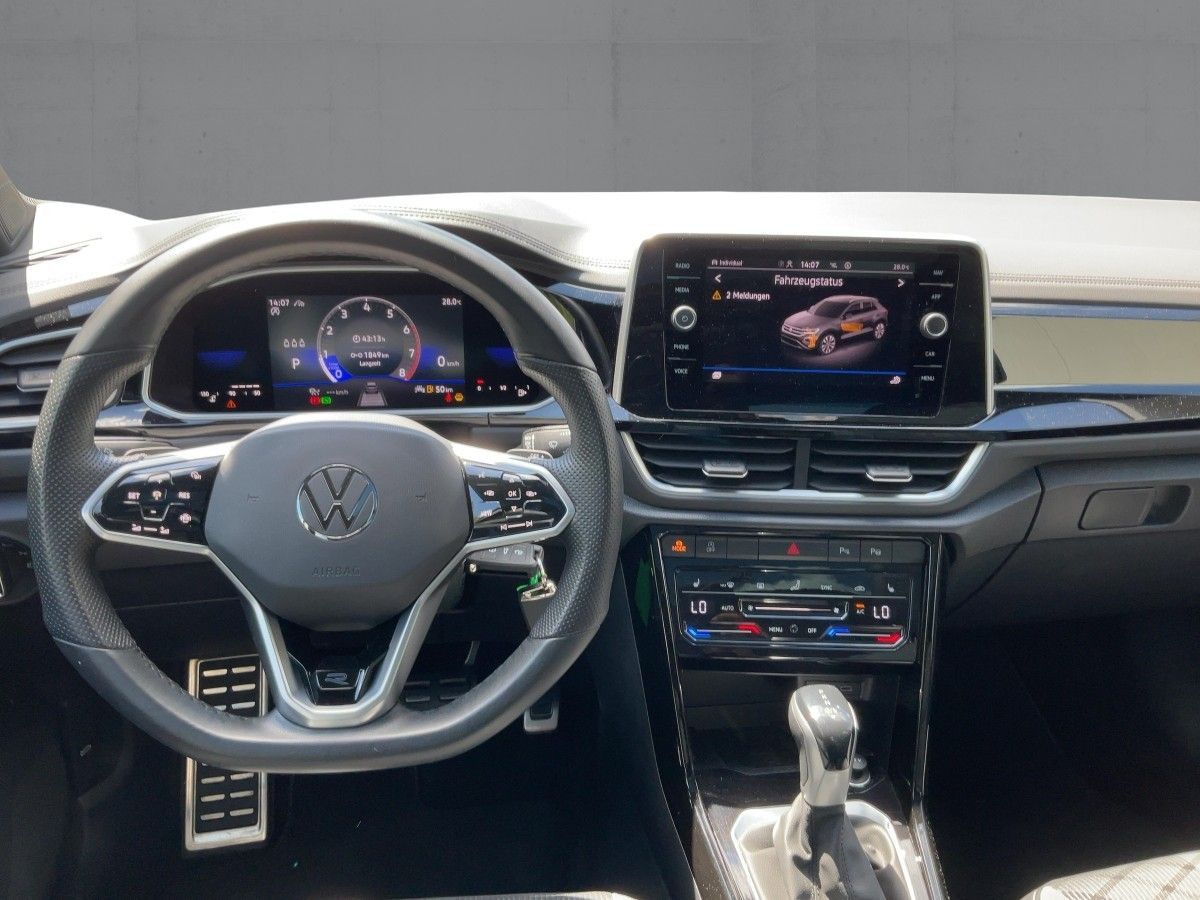 Volkswagen T-Roc 1.5 TSI DSG R-LINE - Samsaru's Car Outlet