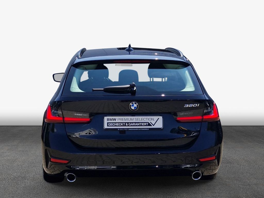 BMW 320i Touring Aut. Advantage - Samsaru's Car Outlet