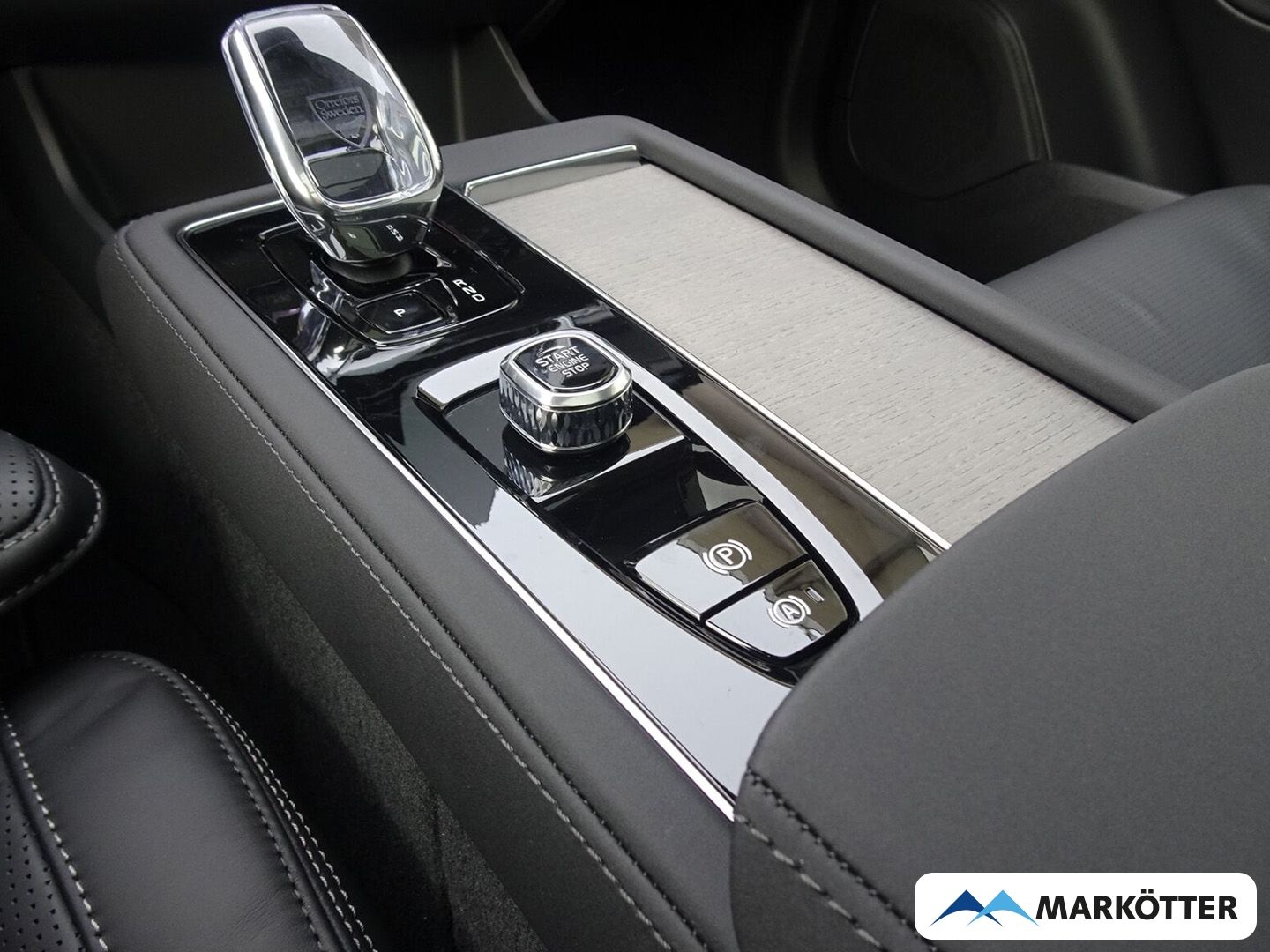 Volvo XC90 Ultra Bright Plug-In Hybrid AWD T8 7-Sitzer