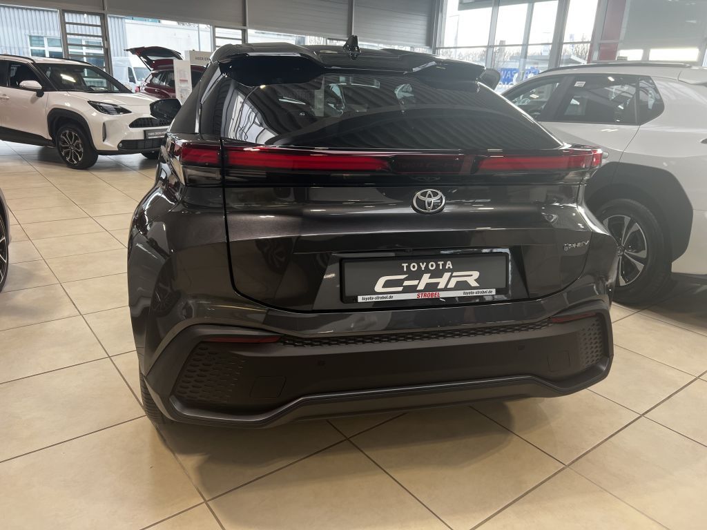 Toyota C-HR 2.0 Plug-in-Hybrid Team Deutschland Technik