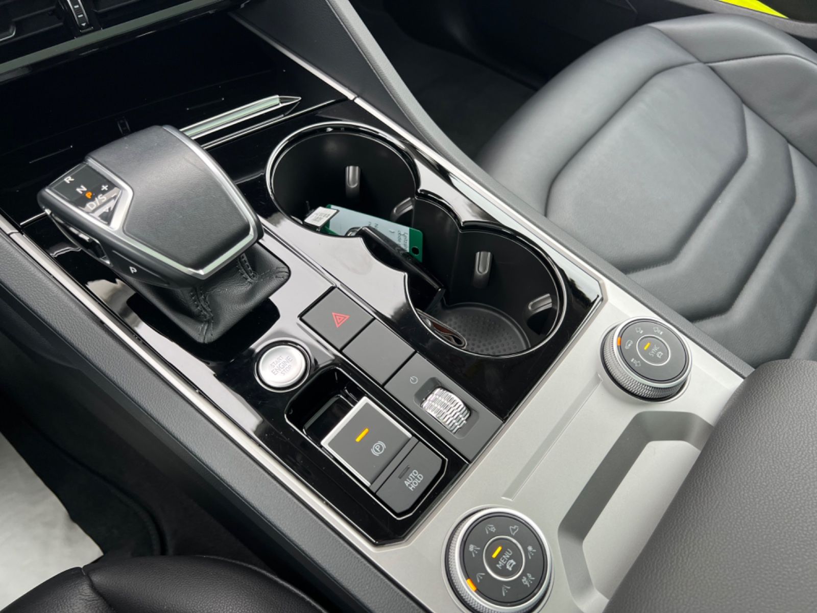 Volkswagen Touareg 4M eHybrid - Samsaru's Car Outlet