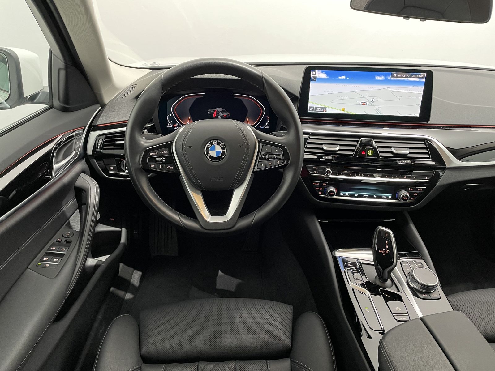 BMW 540d xDrive Laser/AHK/SHZ/HUD/DAB