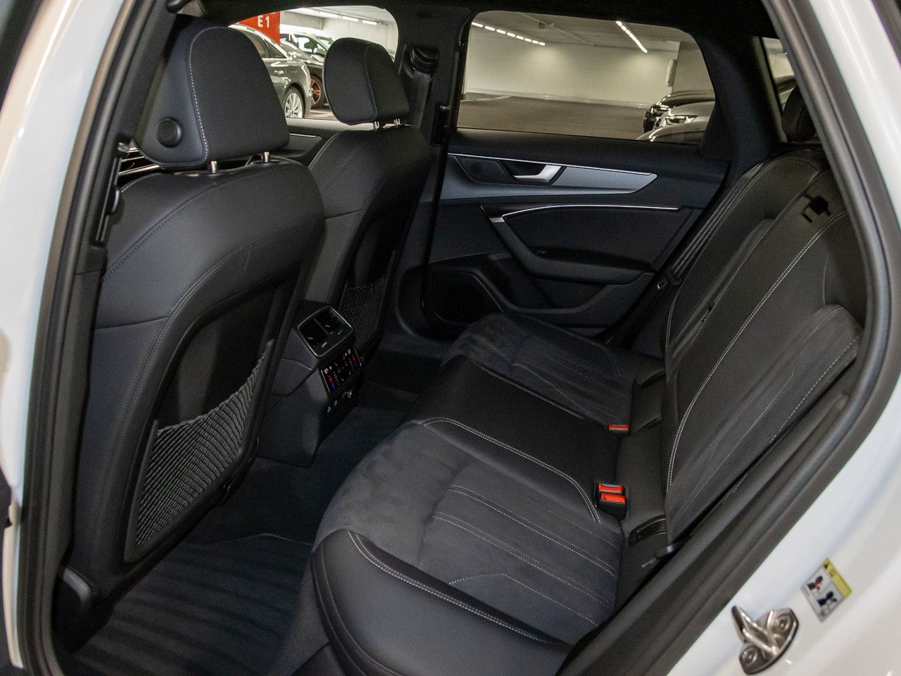 Audi A6 Avant 35 TDI S tronic - Samsaru's Car Outlet