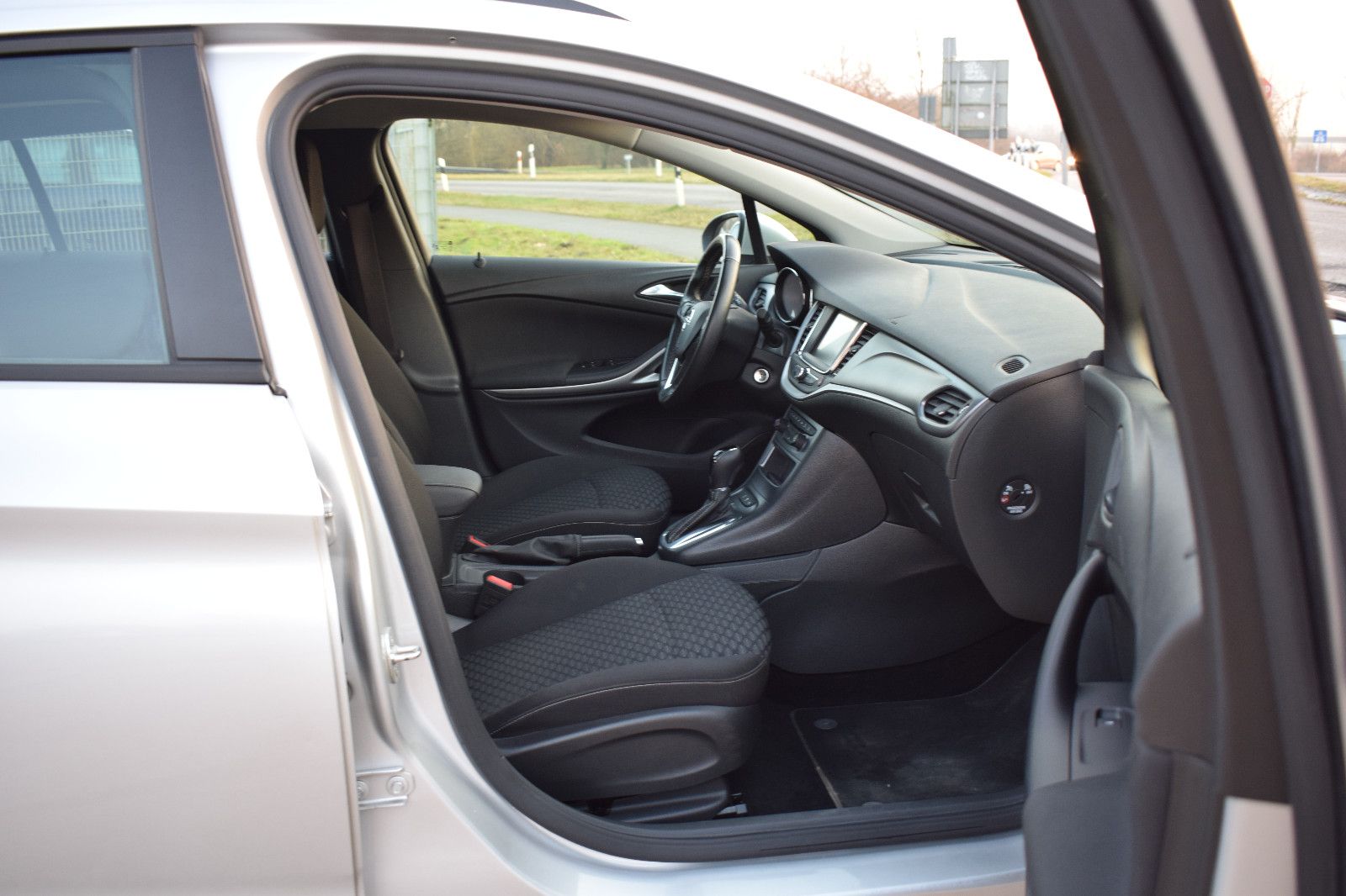 Opel Astra K 1.5 D Sports Automatik Edition - Samsaru's Car Outlet