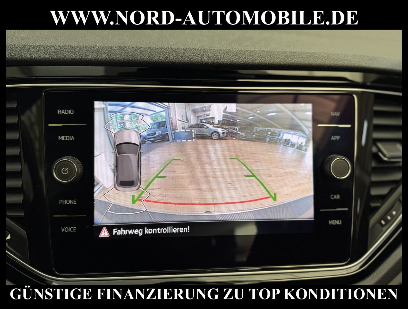 Volkswagen T-Roc R-Line 1.5 TSI DSG - Samsaru's Car Outlet