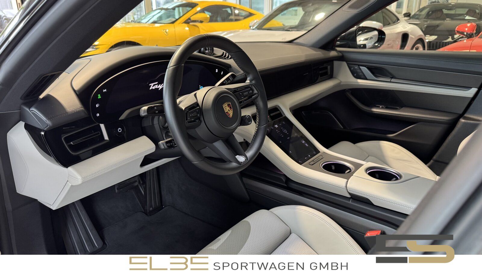 Porsche Taycan 4S Plus MATRIX BURM INNO PANO 360° KERAMI