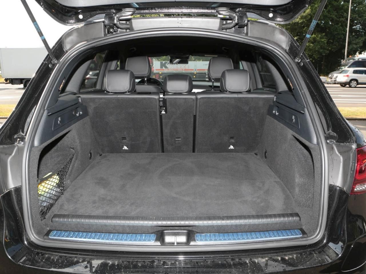 Mercedes-Benz GLC 300 de 4M AMG - Samsaru's Car Outlet