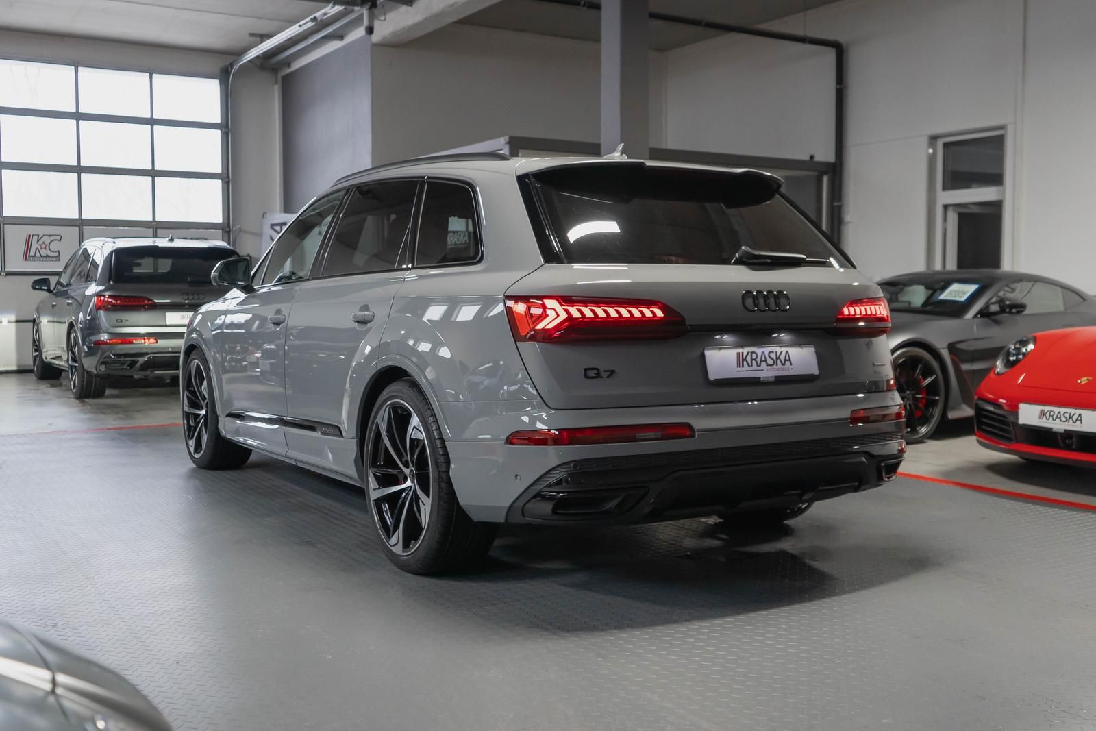 Audi Q7 50 TDI S-line competition AHK B&O PANO STHZ