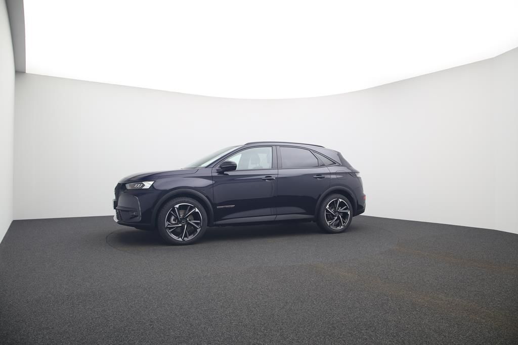 DS Automobiles DS7 Crossback E-Tense 4x4 Louvre