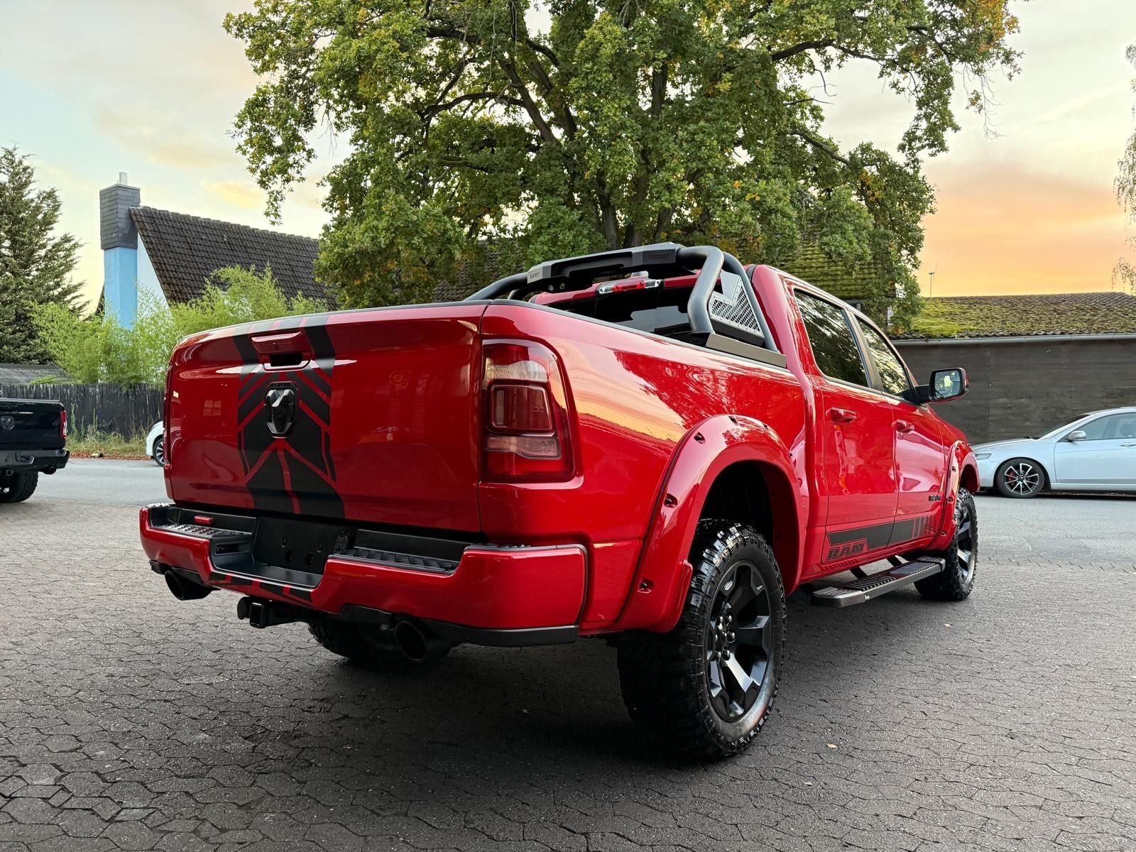 Dodge V8*SPORT*LIFT*4X4*AHK*LED*OFFROAD*NAVI*GARANTIE