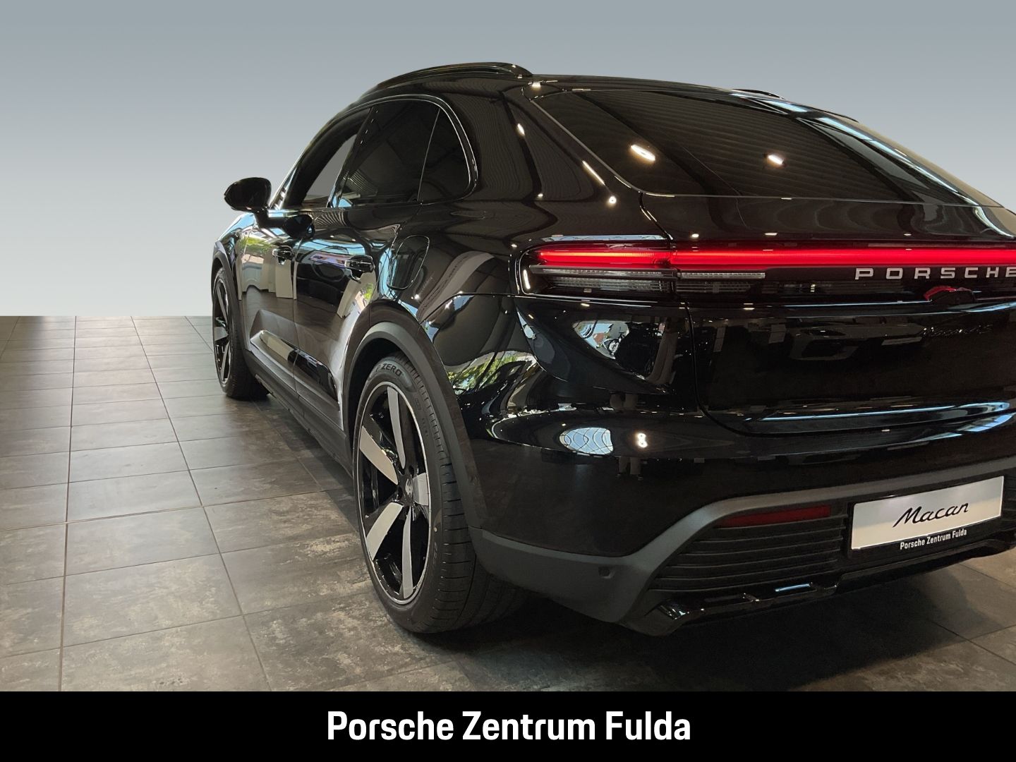 Porsche Macan 4S BOSE LED-Matrix Panorama Surround-View