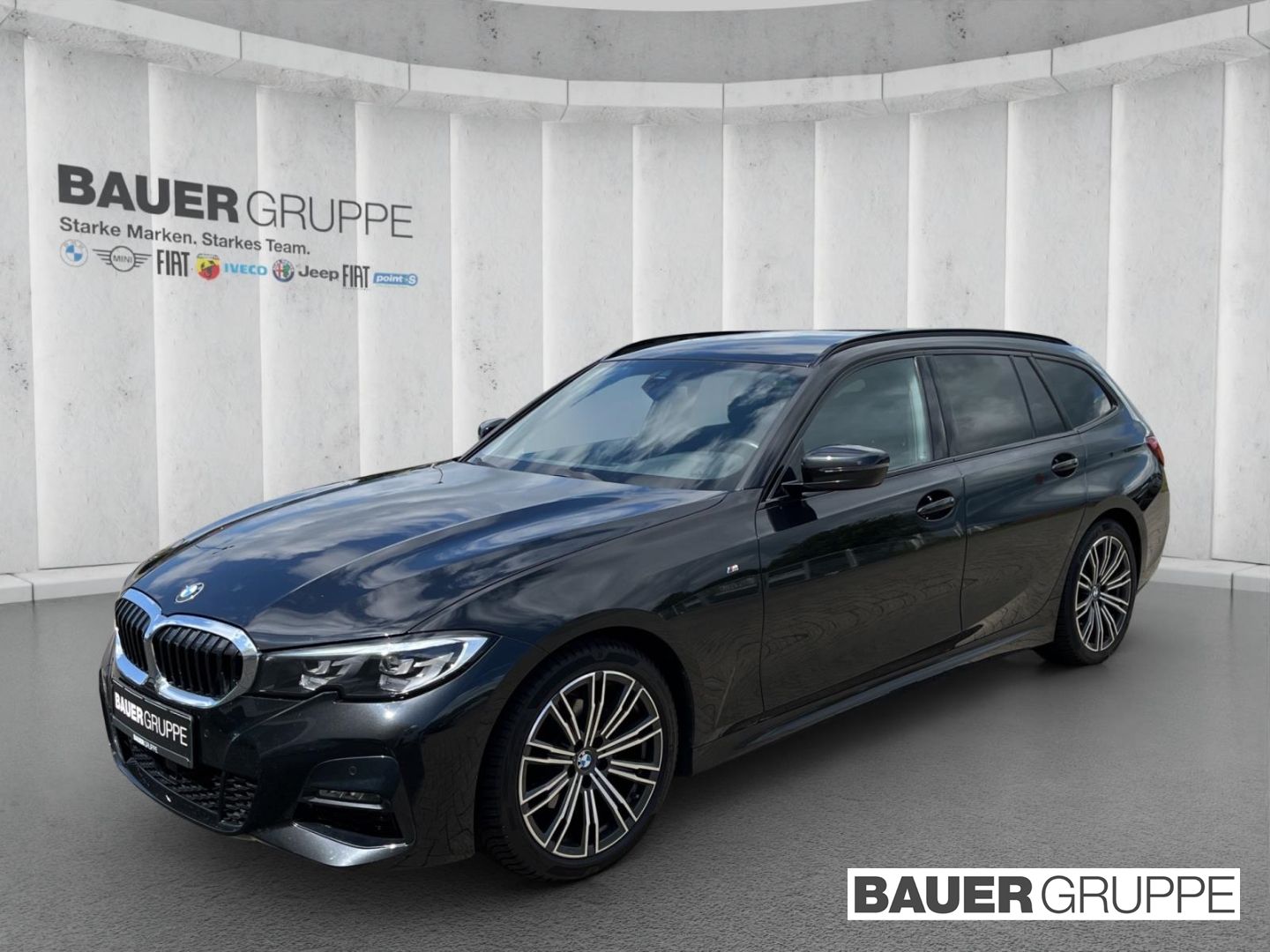 BMW 320 d xDrive M Sport Touring - Samsaru's Car Outlet