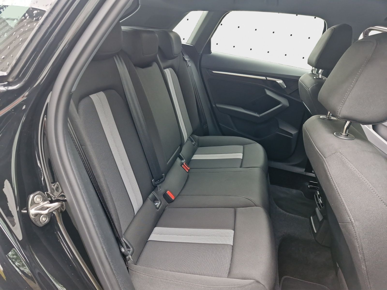 Audi A3 Sportback 35 TDI S-LINE*NAVI-PLUS*KAMERA*PDC*