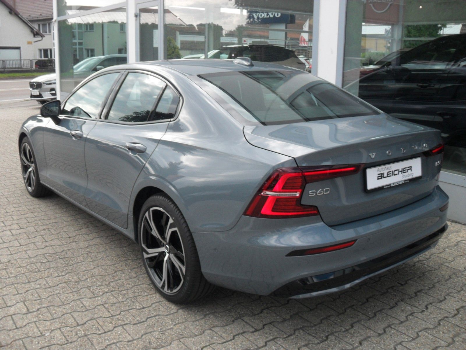 Volvo S60 Plus AWD | 360° | Harman K.| Standheizung