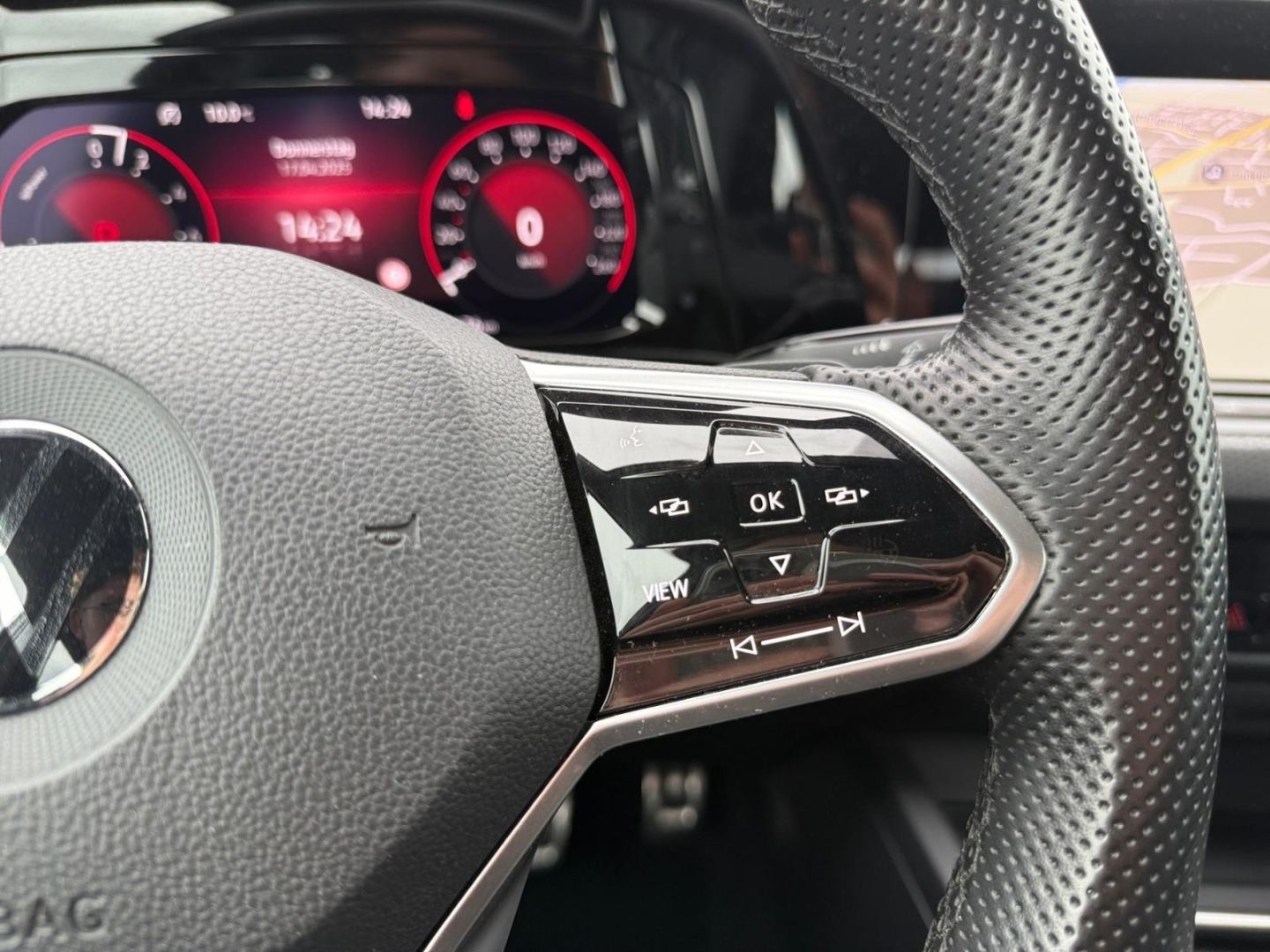 Volkswagen Golf 8 VIII GTE 1.4 eHybrid - Samsaru's Car Outlet