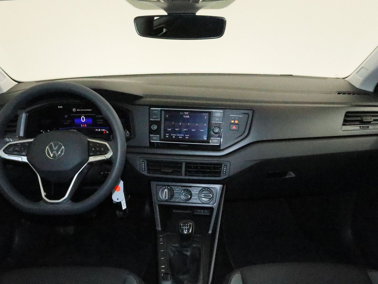 Volkswagen Taigo 1.0 TSI - Samsaru's Car Outlet