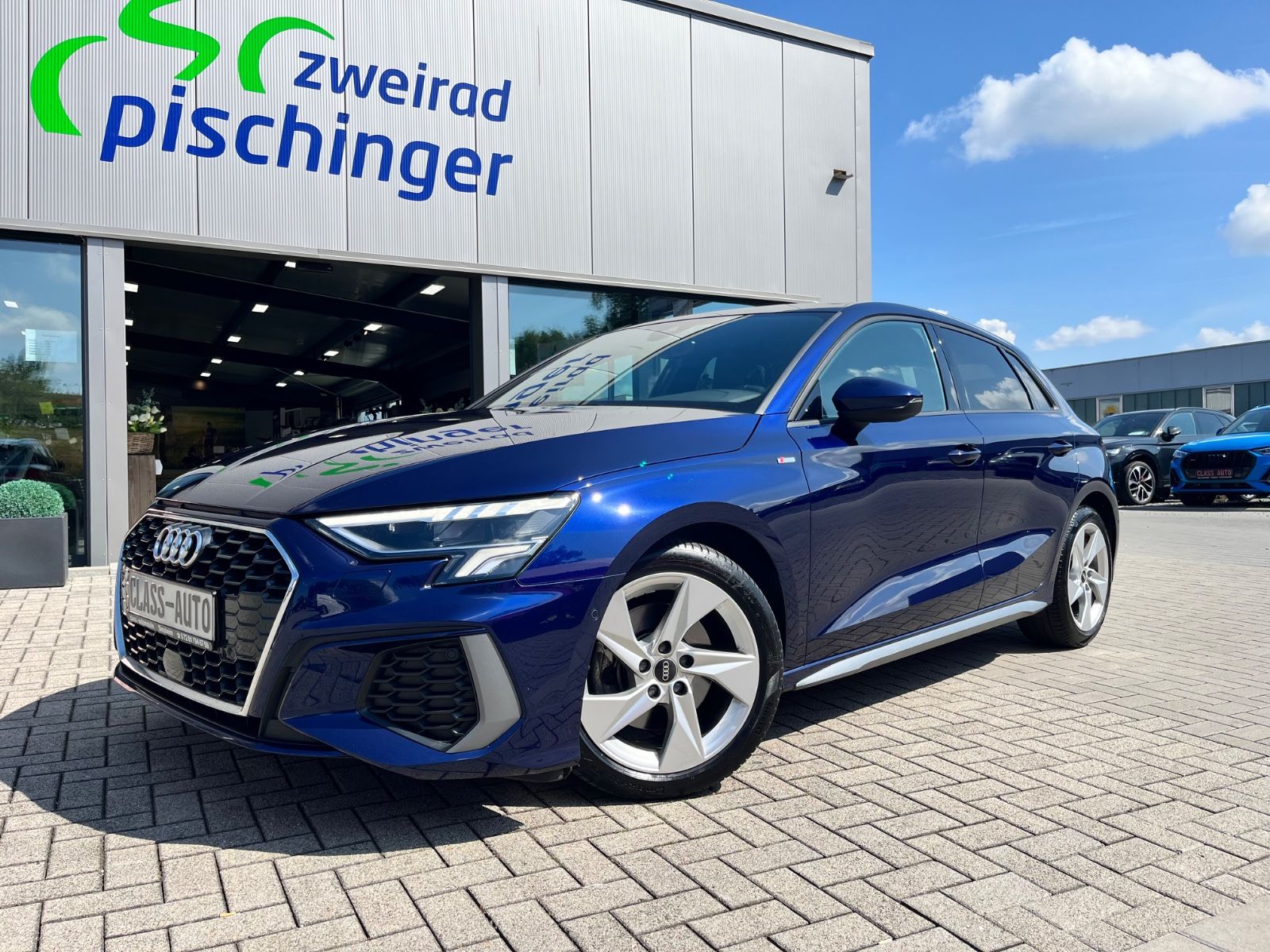 Audi A3 Sportback 35 TFSI S line - Samsaru's Car Outlet