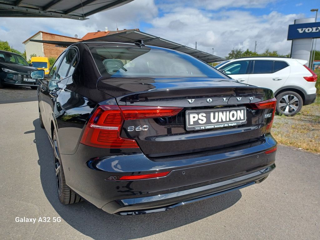 Volvo S60 B5 Ultimate Dark AWD°360°Cam
