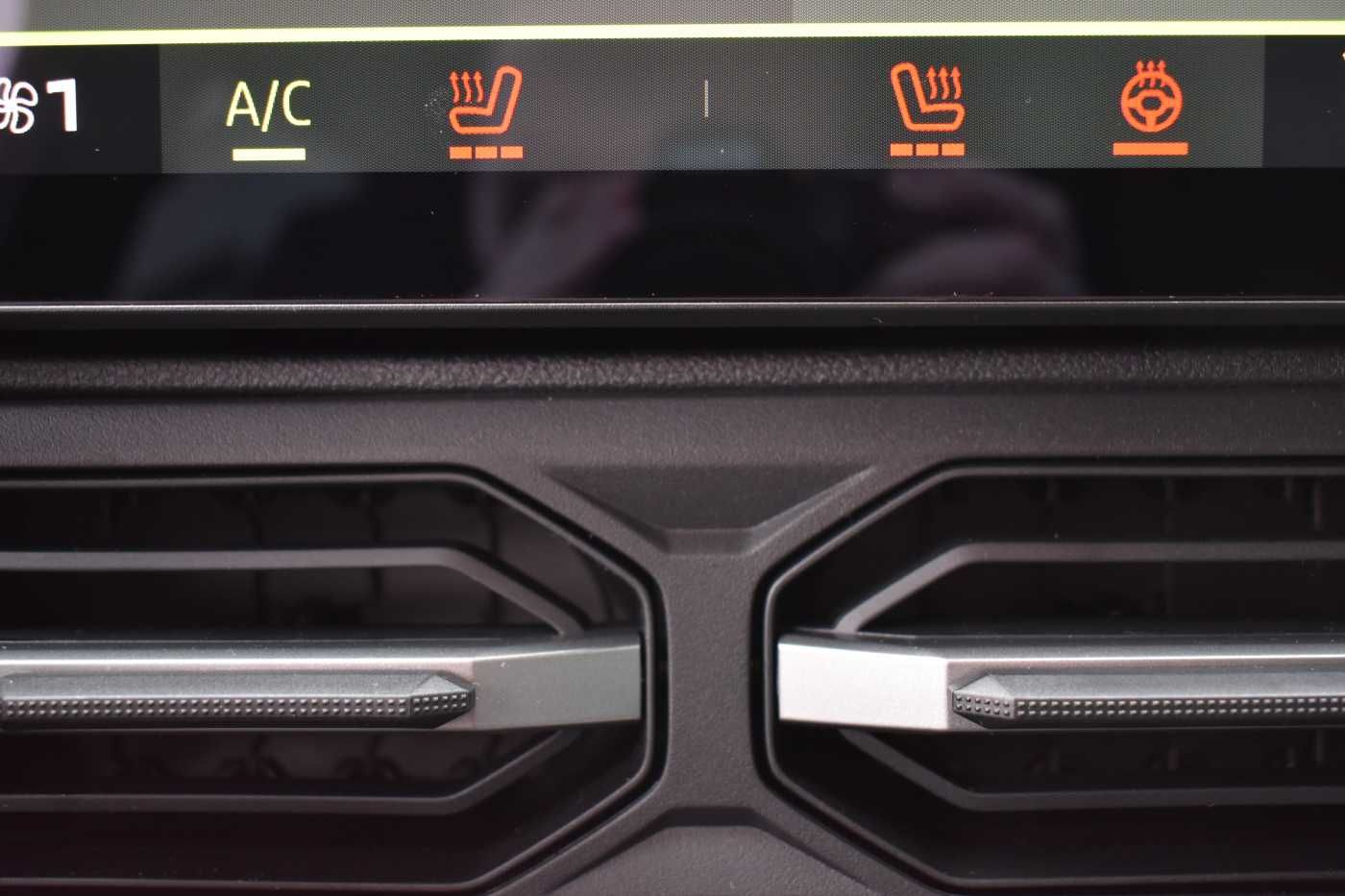Dacia Duster 3 Journey Hybrid - Samsaru's Car Outlet