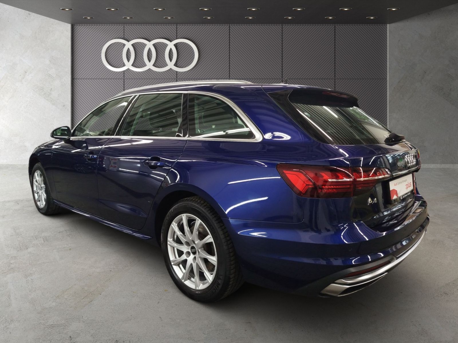 Audi A4 Avant 40 TDI quattro S tronic - Samsaru's Car Outlet