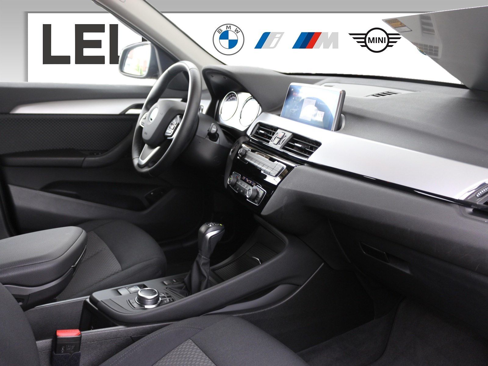 BMW X1 xDrive25e Advantage - Samsaru's Car Outlet