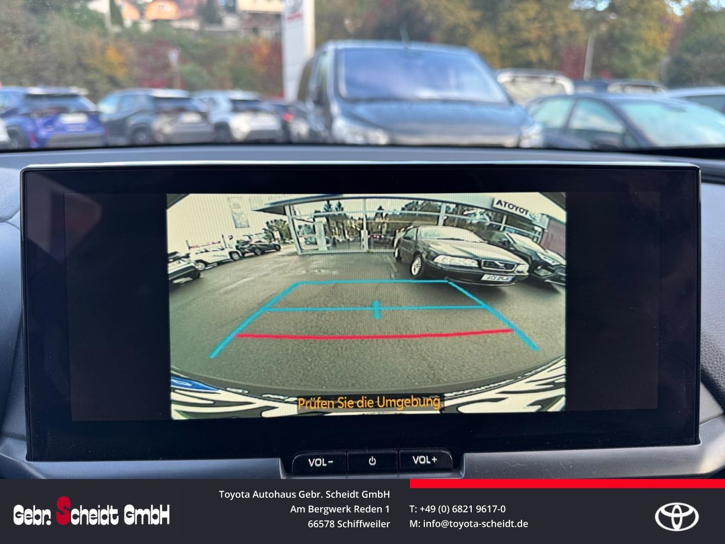 Toyota C-HR 1.8 Hybrid Team Deutschland Navi digitales