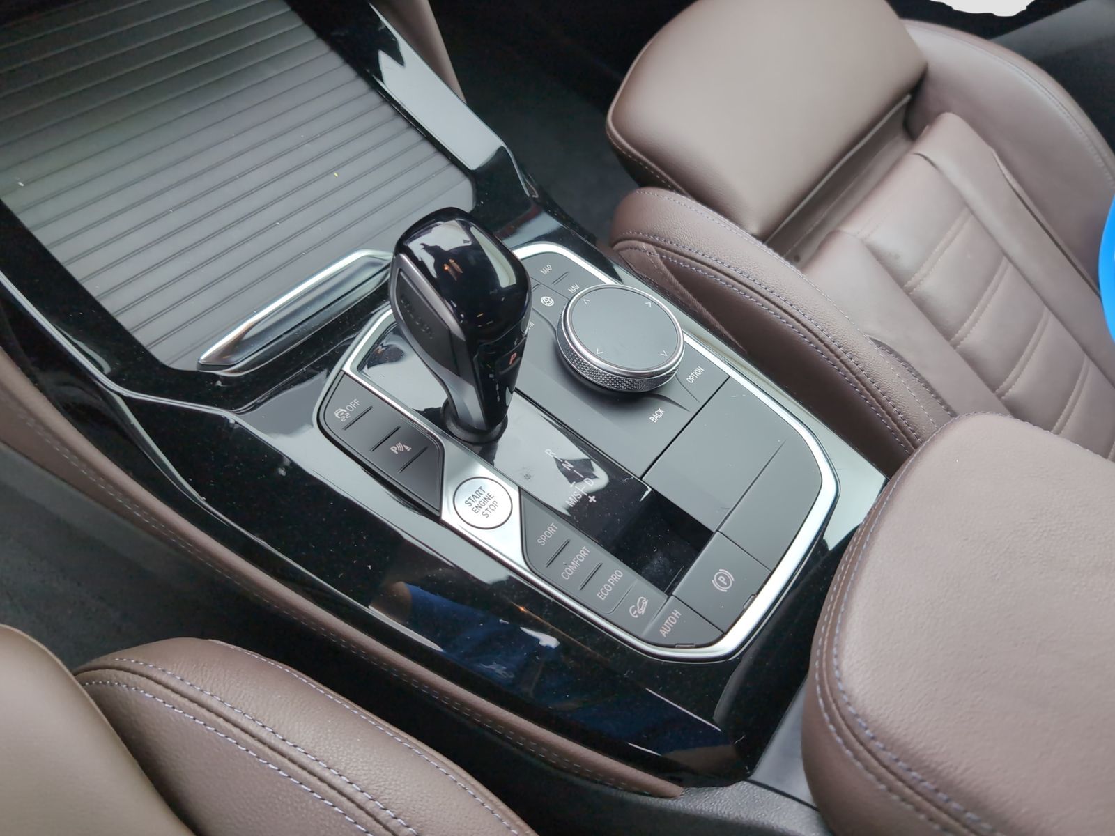 BMW X4 xDrive30i M Sport AHK LiveCockpitProf Laser