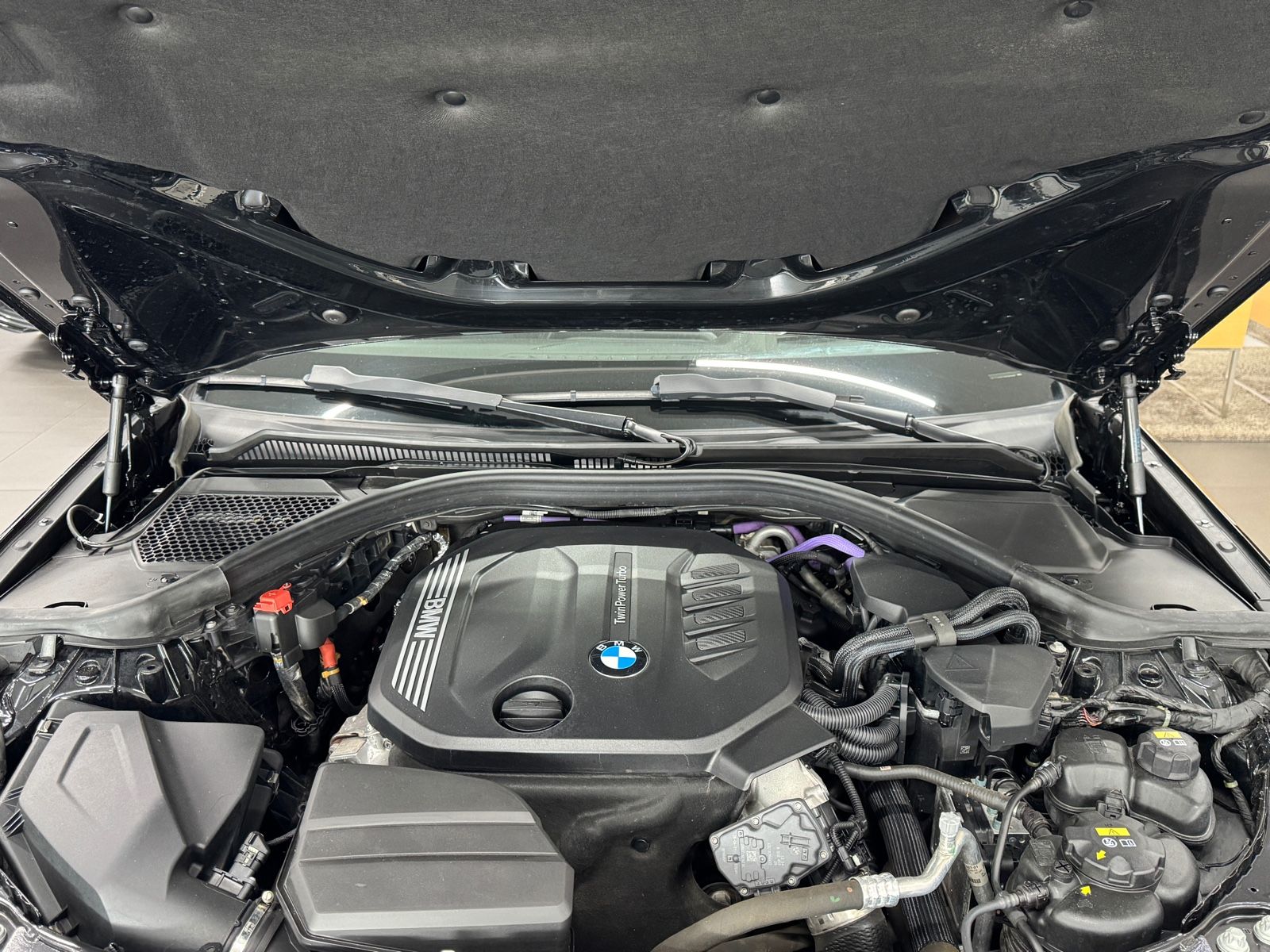 BMW 320 d M Sport - Samsaru's Car Outlet