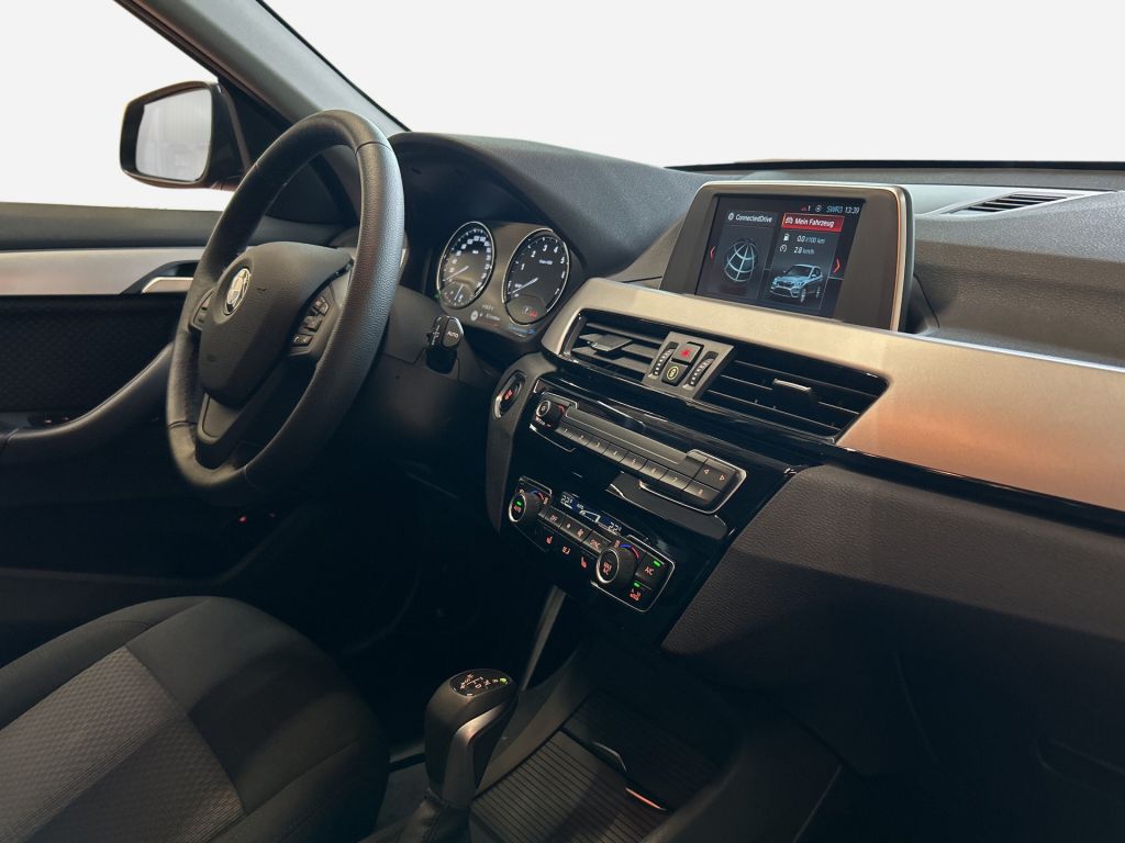 BMW X1 xDrive25e Advantage - Samsaru's Car Outlet