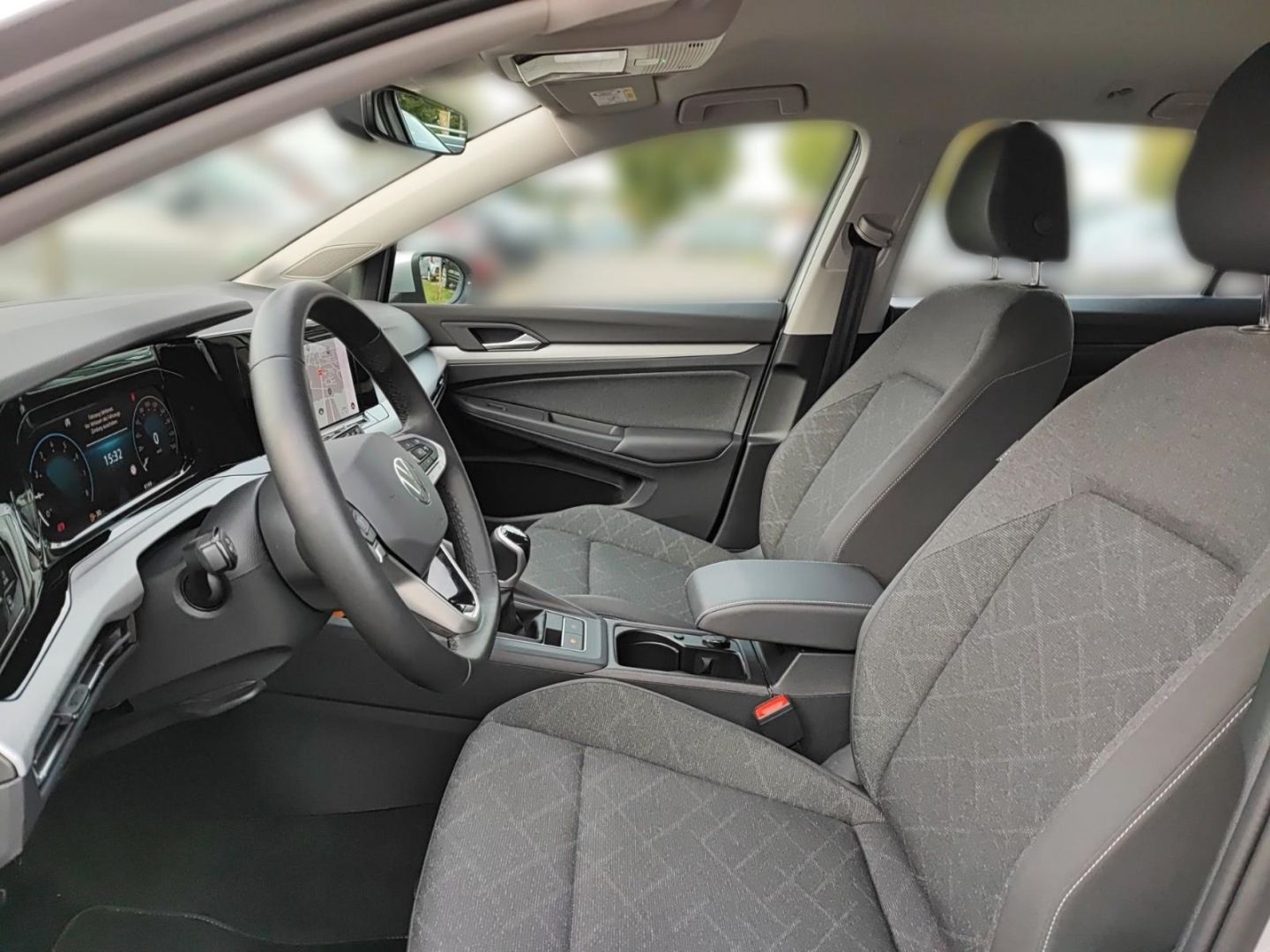 Volkswagen Golf Variant VIII 8 Life 1.0 TSI - Samsaru's Car Outlet