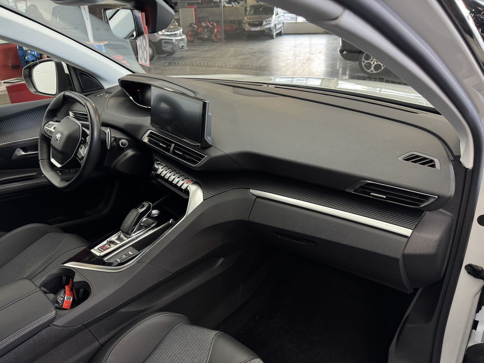 Peugeot 3008 1.6 225 Allure 1.Hand Plug-In Hybrid AHK