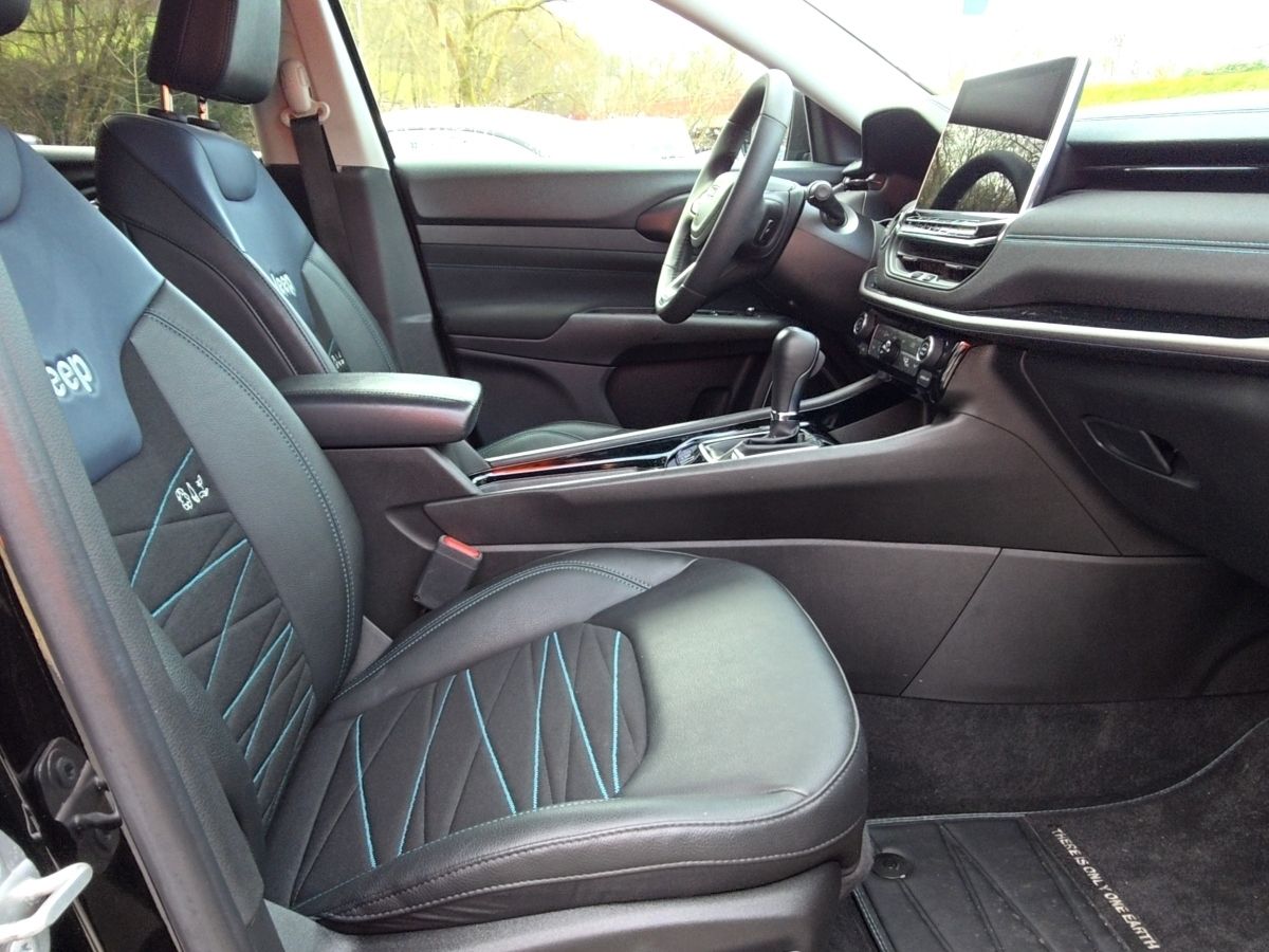 Jeep Compass Limited Plug-In Hybrid 4WD Klimaautomati