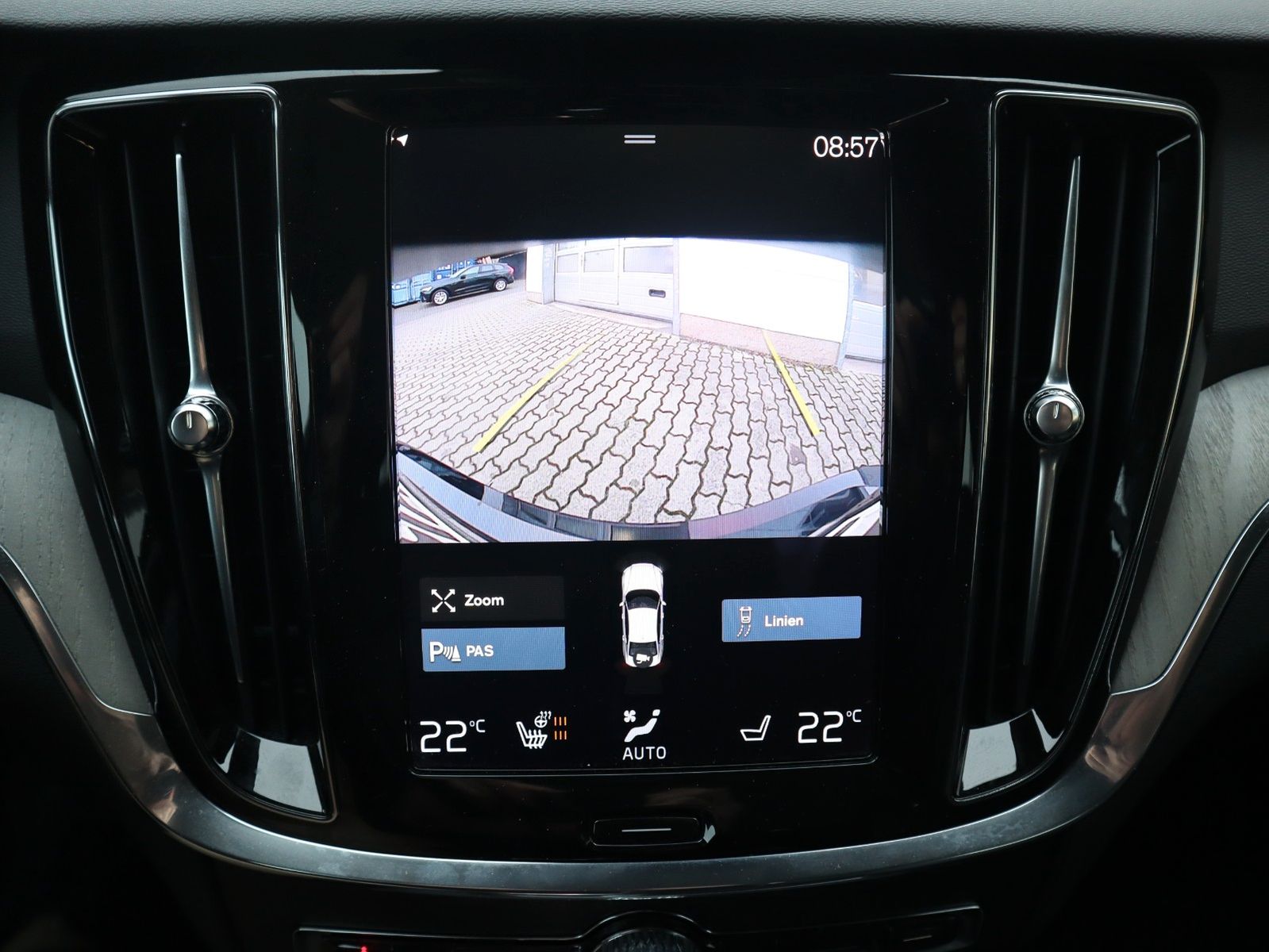Volvo S60 T8 Inscription Recharge Plug-In Hybrid AWD