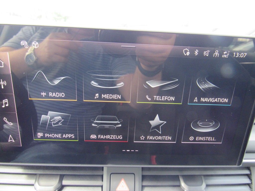 Audi A4 Avant 40 TFSI S-Tron. - Samsaru's Car Outlet