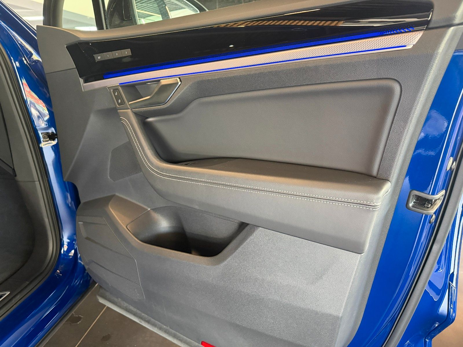Volkswagen Touareg R-Line 4Motion*GARANTIE*ALLWETTER*VOLL*