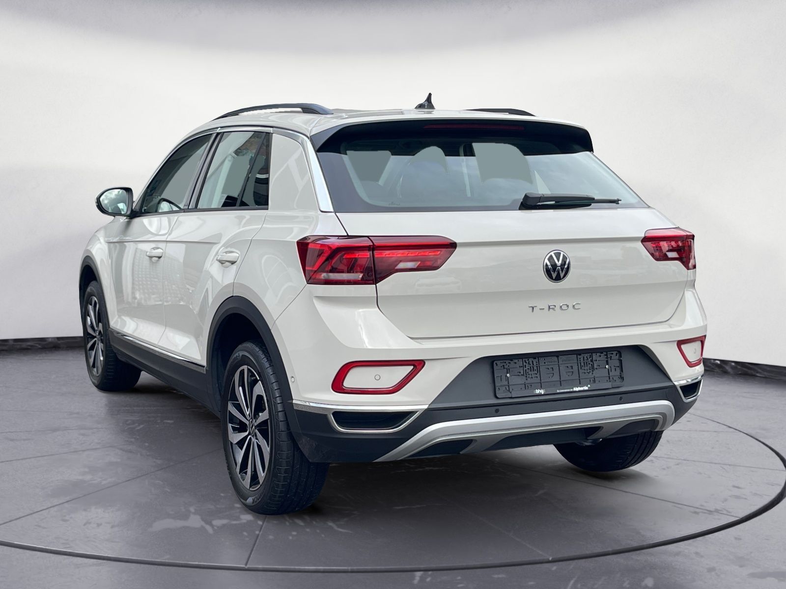 Volkswagen T-Roc 1.5 TSI OPF DSG Style" → "Volkswagen T-Roc 1.5 TSI Style - Samsaru's Car Outlet