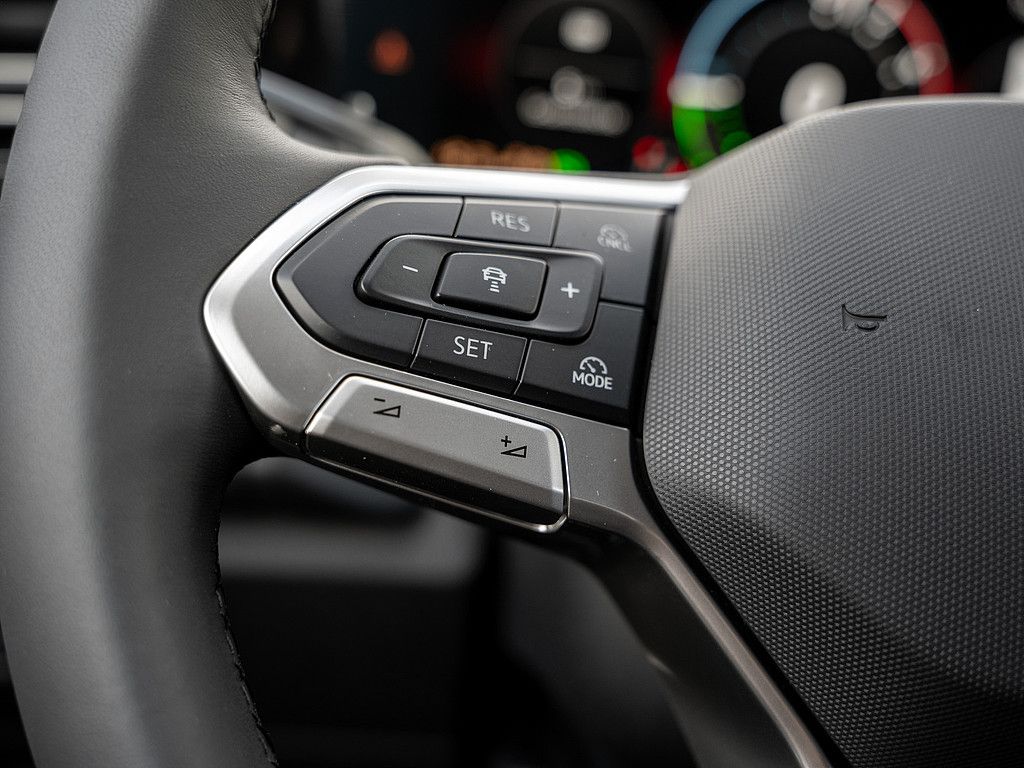 Volkswagen Tiguan 1.5 TSI eHybrid Elegance AHK KAM LED SHZ